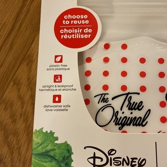 Pyrex Disney Mickey Mouse Reusable Platinum Silicone Storage Bag - Sandwich Size - Picture 2 of 9